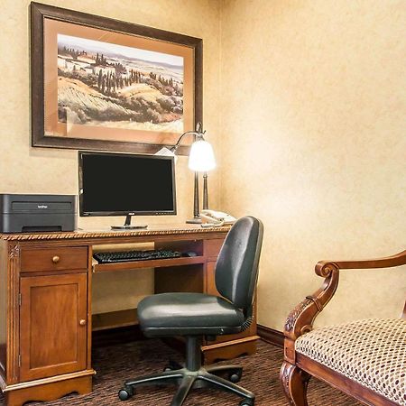 Comfort Inn & Suites Mcminnville Wine Country Exteriör bild