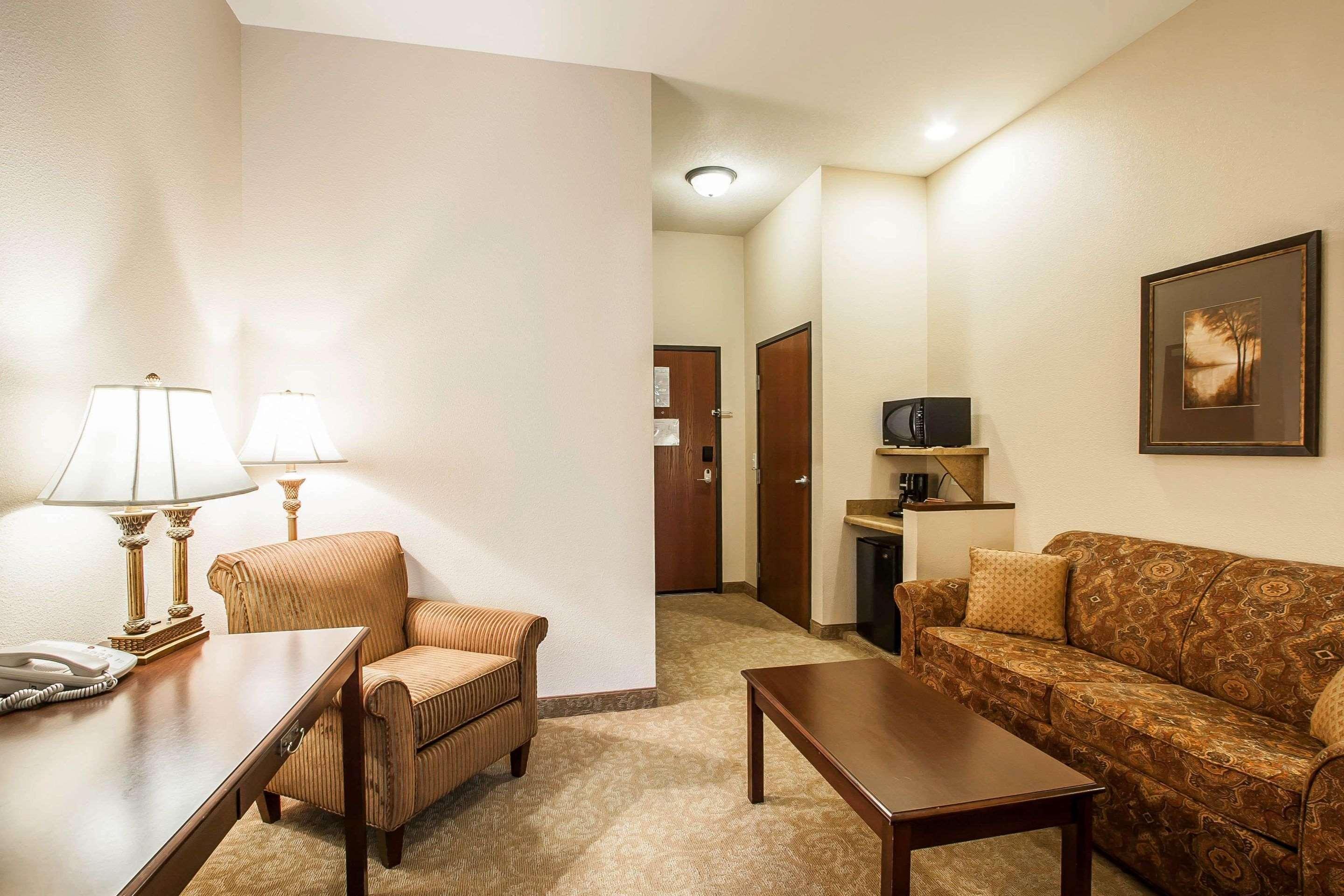 Comfort Inn & Suites Mcminnville Wine Country Exteriör bild