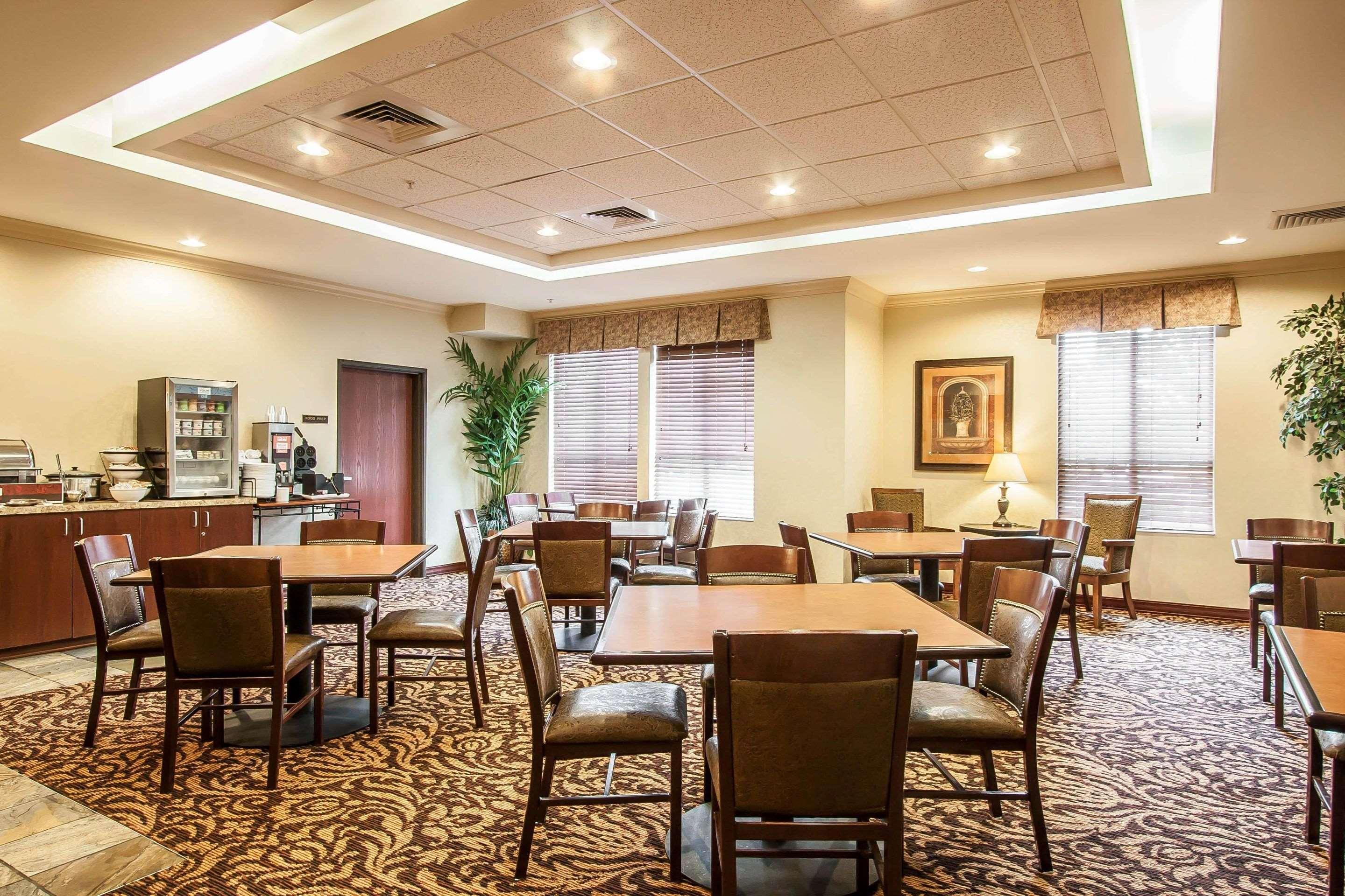 Comfort Inn & Suites Mcminnville Wine Country Exteriör bild