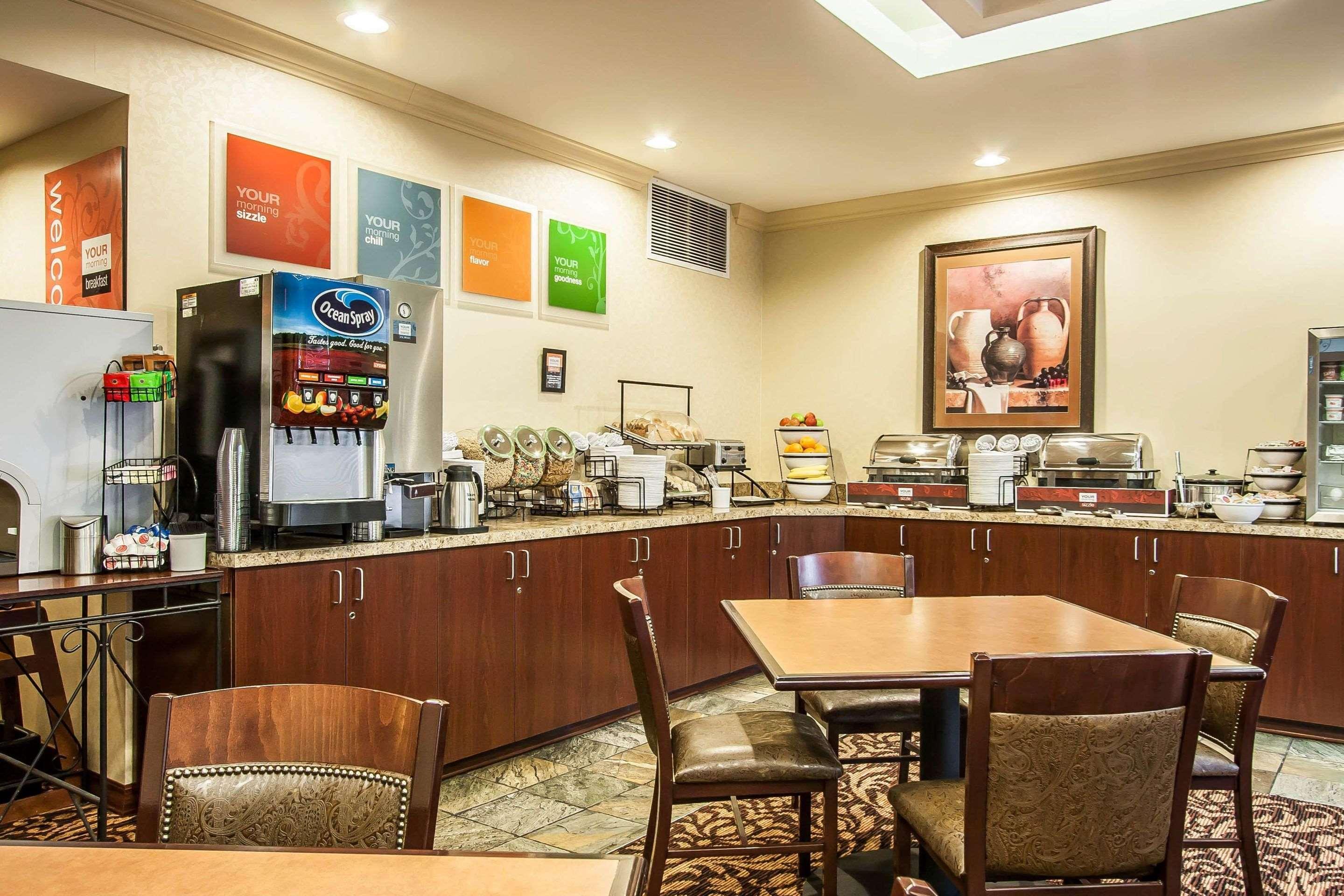 Comfort Inn & Suites Mcminnville Wine Country Exteriör bild