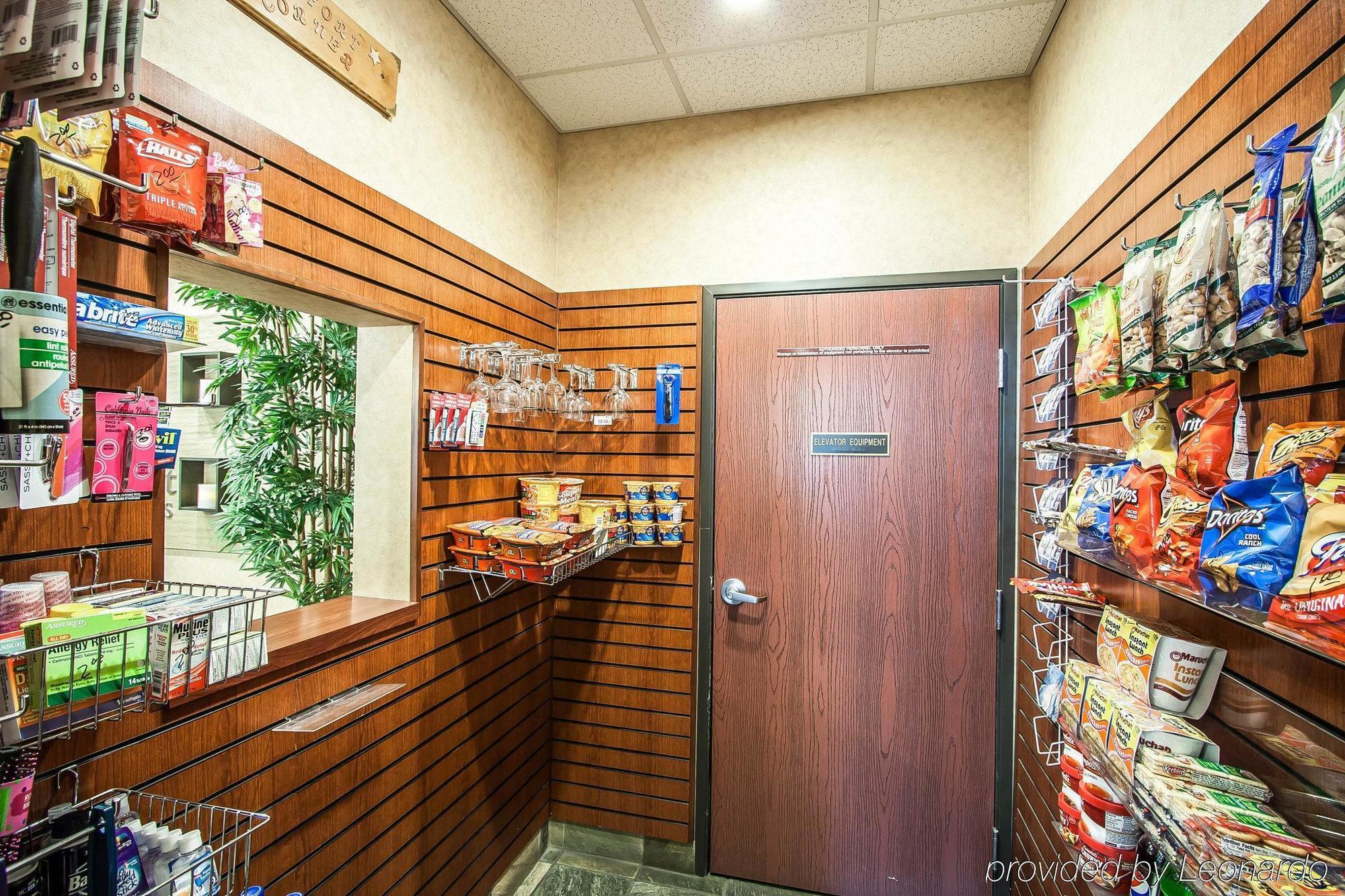 Comfort Inn & Suites Mcminnville Wine Country Exteriör bild